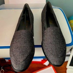 Yosi New York Herringbone ladies shoes size 9